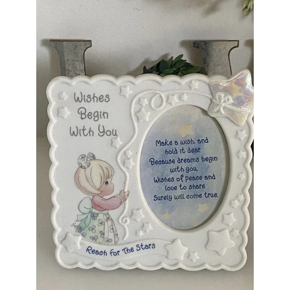 Enesco Precious Moments Picture Frame‎ 1998 Reach for the Stars Embossed White